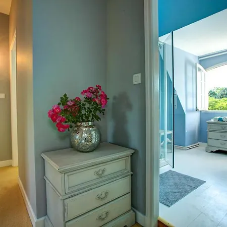 Sleeps 12 Pool Wifi Fourcès