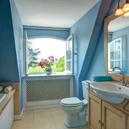 Sleeps 12 Pool Wifi * Fourcès