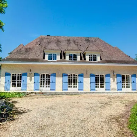 Sleeps 12 Pool Wifi Villa