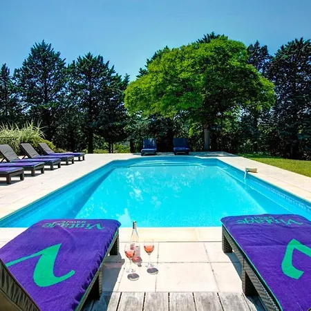 Sleeps 12 Pool Wifi Fourcès