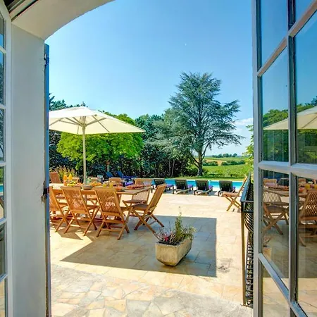 Sleeps 12 Pool Wifi Villa Fourcès